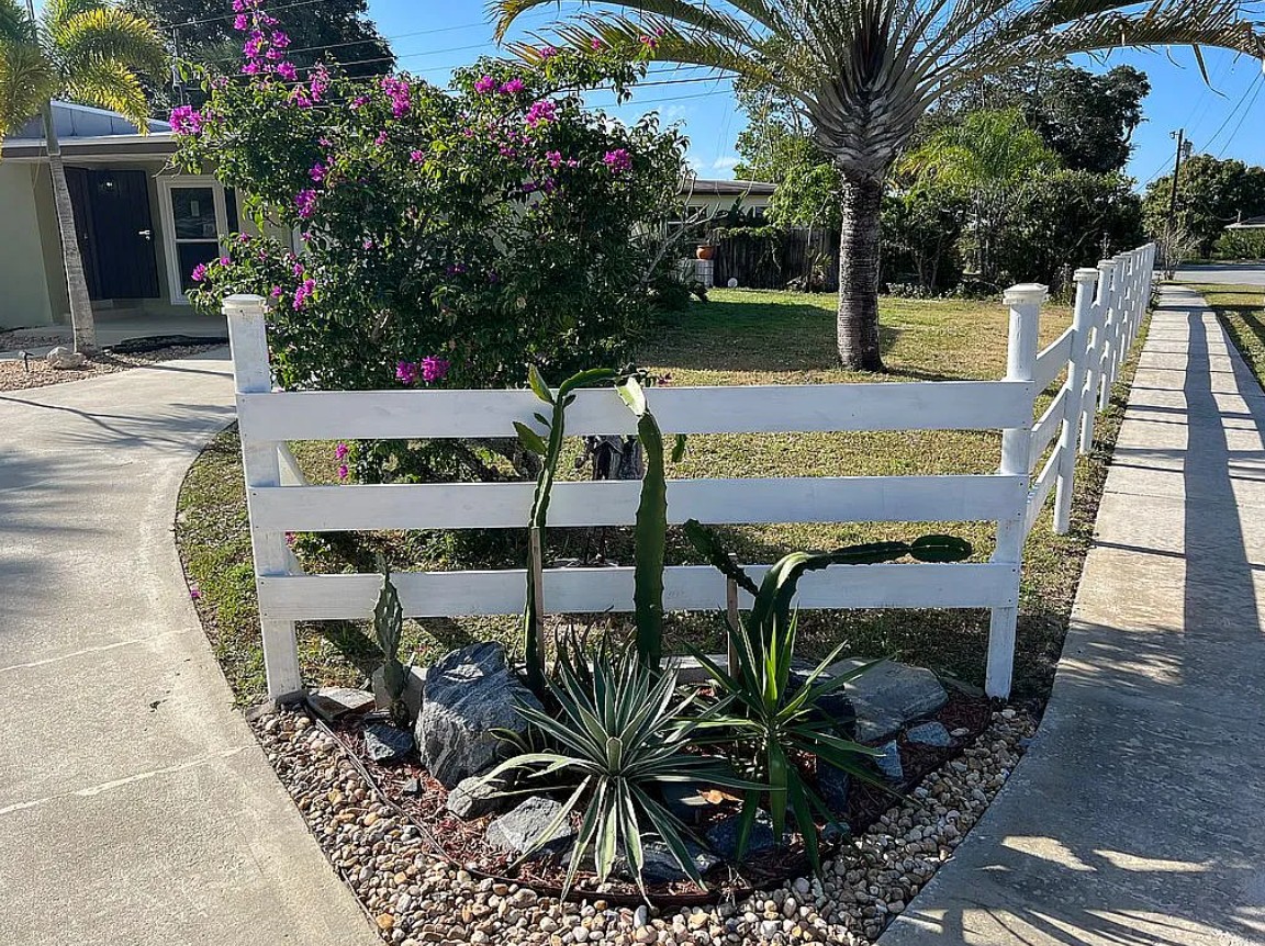 3 Bedroom House For Sale By Owner in Palm Bay, FL 