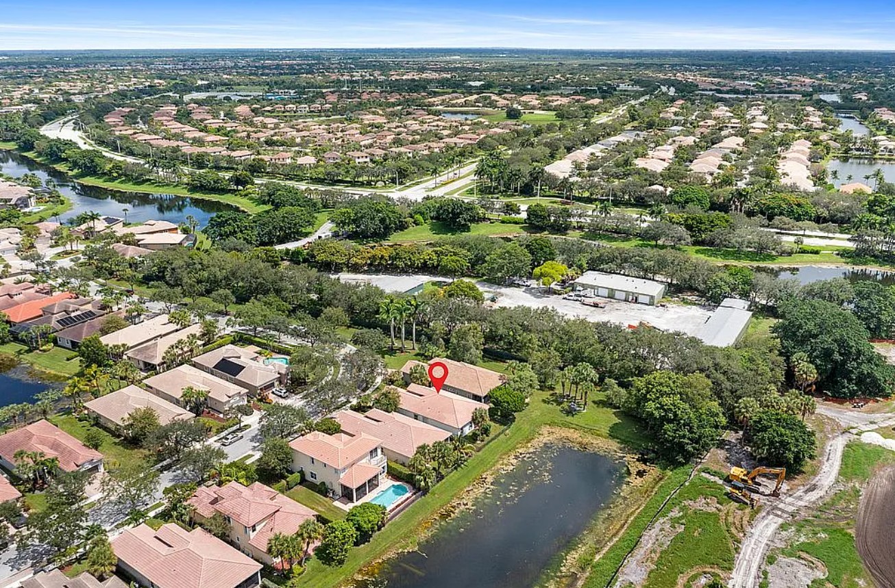 3 Bedroom House For Sale By Owner in Parkland, FL 