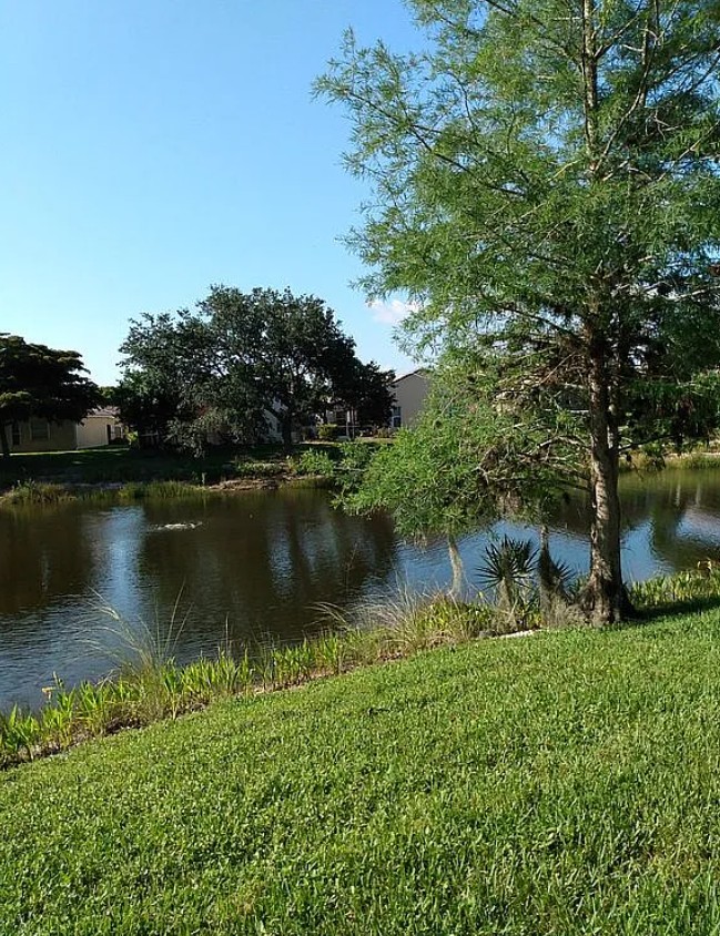 2 Bedroom House For Sale By Owner in Estero, FL 