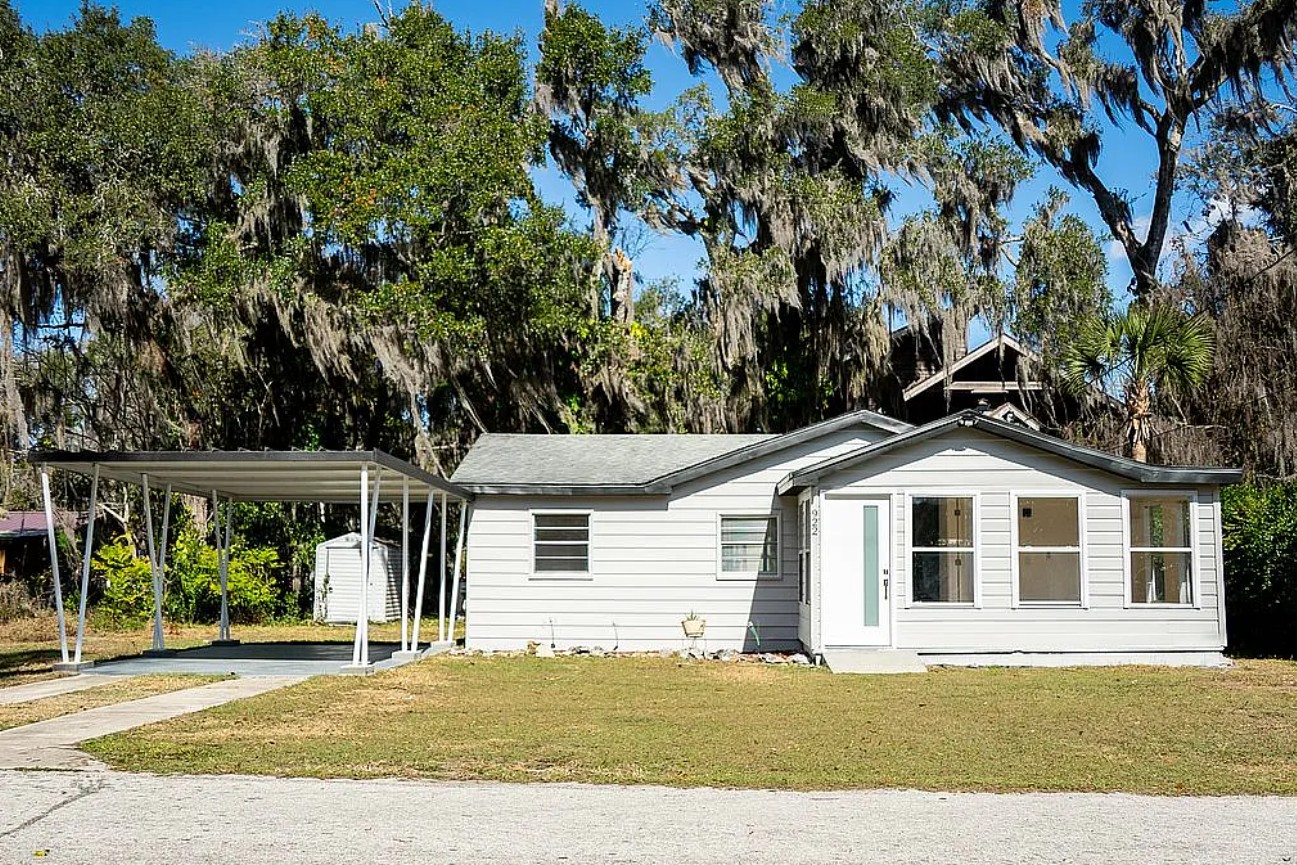 2 Bedroom House For Sale By Owner in Lake Panasoffkee, FL