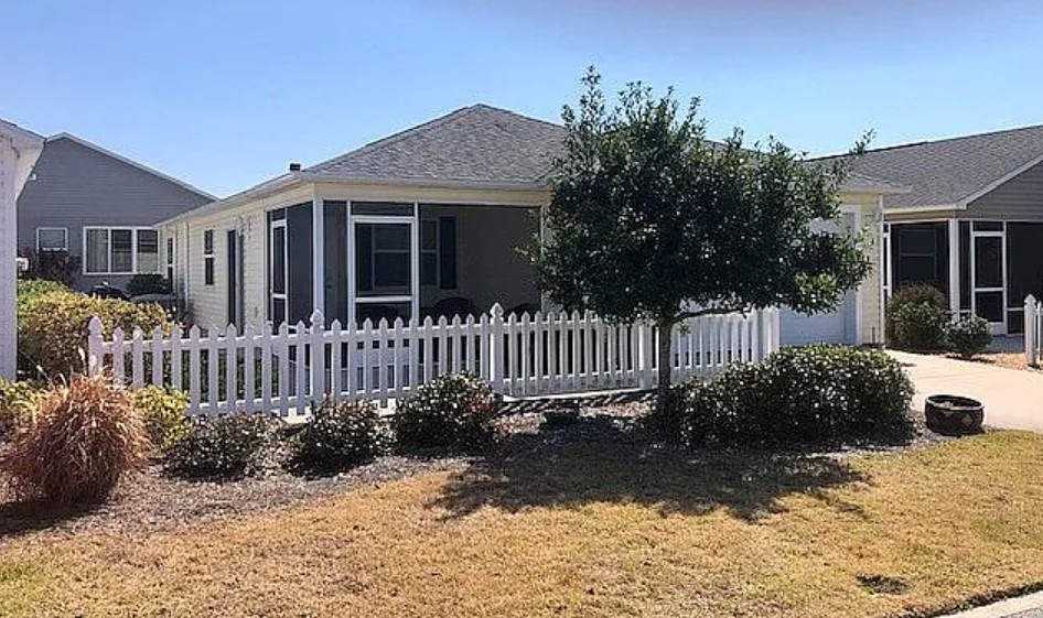 2 Bedroom House For Sale By Owner in The Villages, FL 