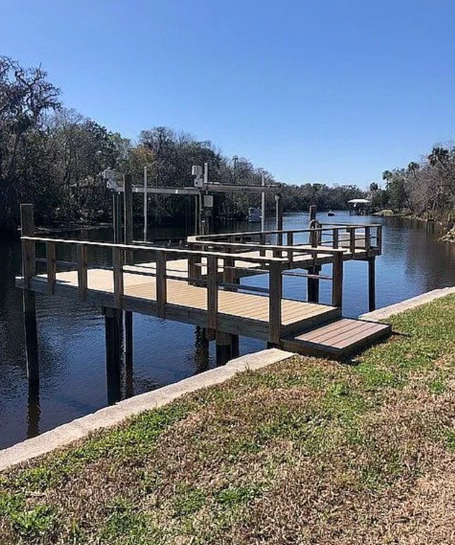 3 Bedroom House For Sale By Owner in Yankeetown, FL 