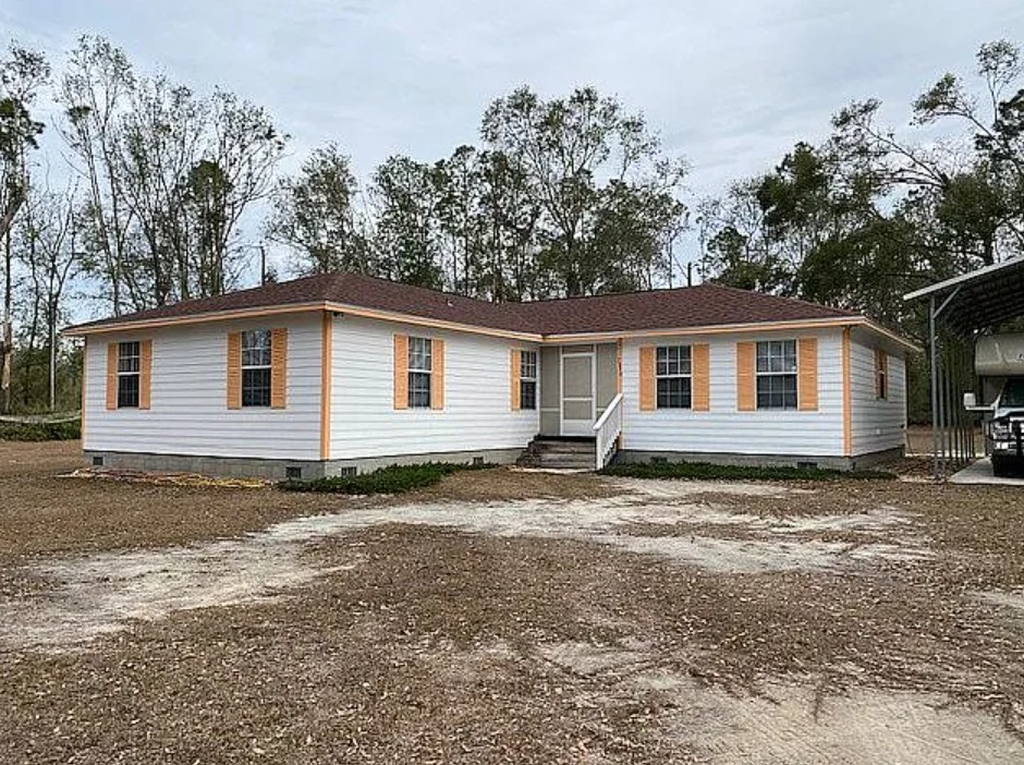 4 Bedroom House For Sale By Owner in Live Oak, FL 
