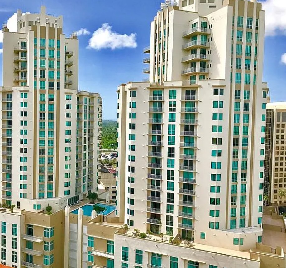 3 Bedroom Condo FSBO in Amenity Rich Building in  Miami, FL 