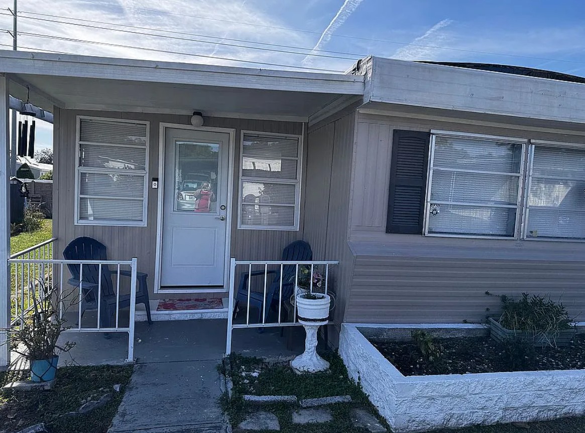 Mobile Home For Sale By Owner in Zephyrhills, FL 