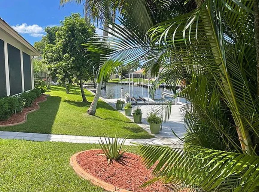 4 Bedroom House For Sale By Owner in Cape Coral, FL 