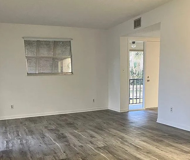 2 Bedroom Apartment For Sale By Owner in Deltona, FL 