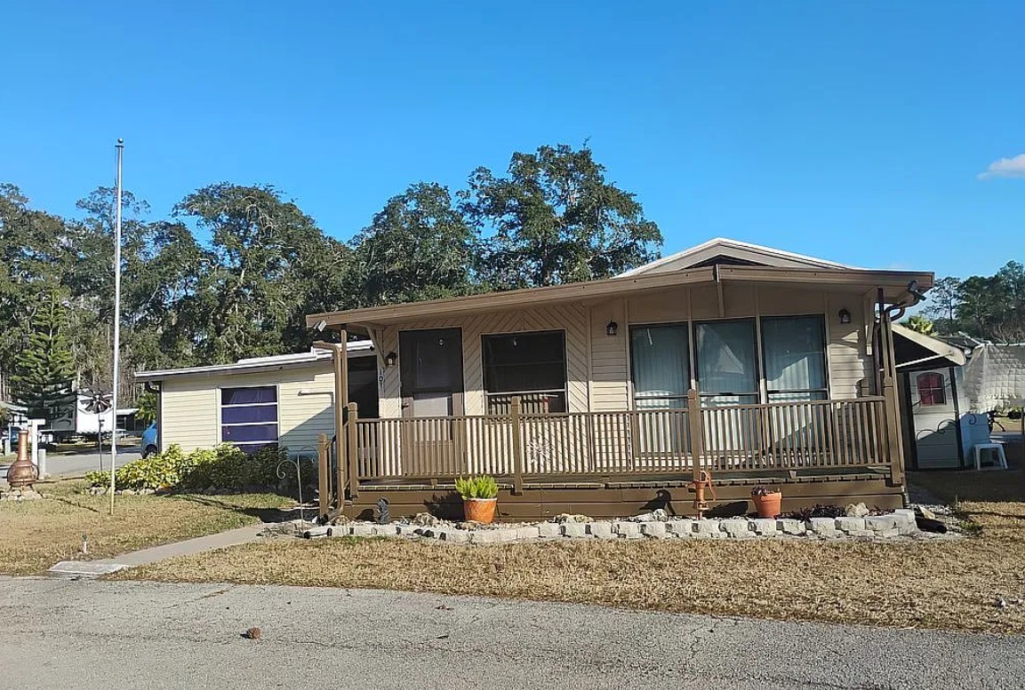 1 Bedroom Cottage For Sale By Owner in Ormond Beach, FL