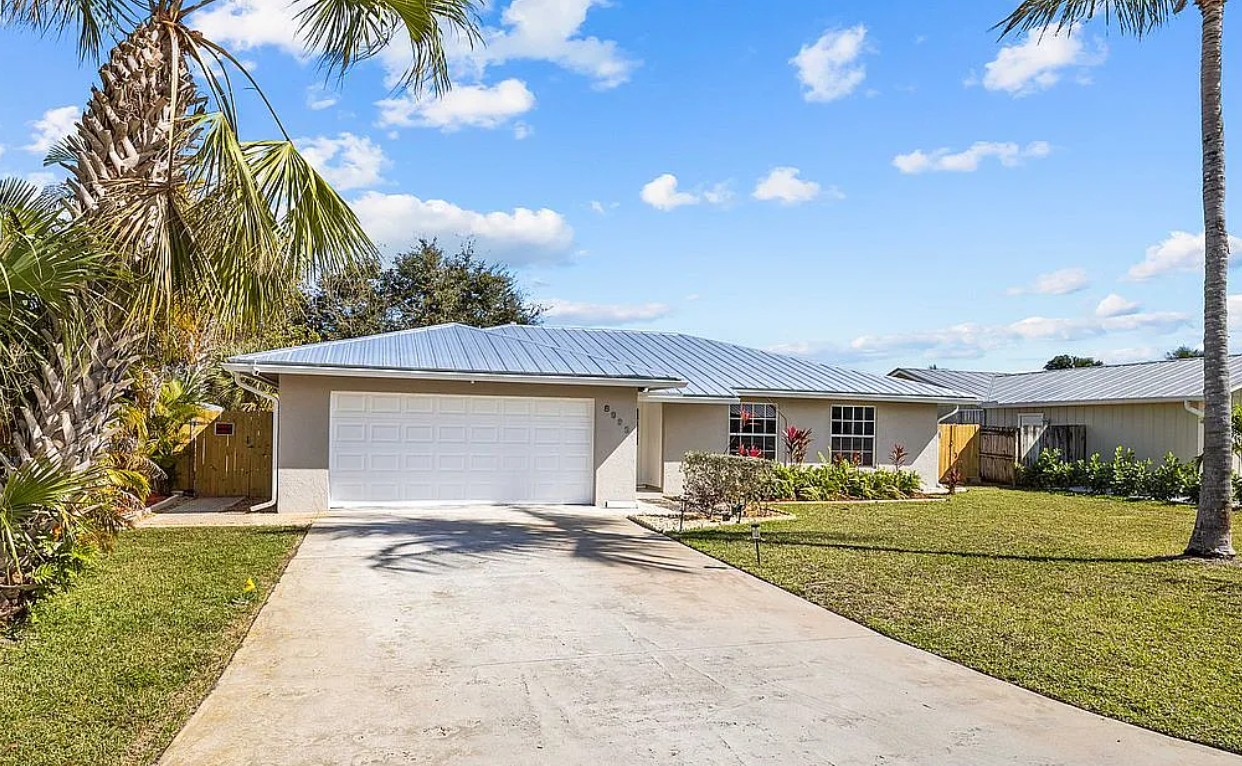 3 Bedroom House For Sale By Owner in Hobe Sound, FL 