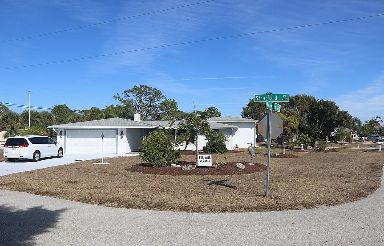 2 Bedroom House For Sale By Owner in Englewood, FL 