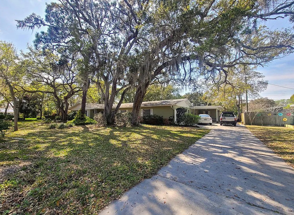 4 Bedroom House For Sale By Owner in Dunedin, FL 