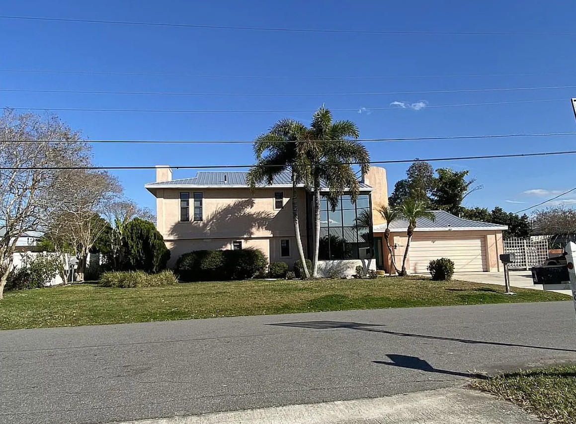 3 Bedroom House For Sale By Owner in Cocoa, FL 