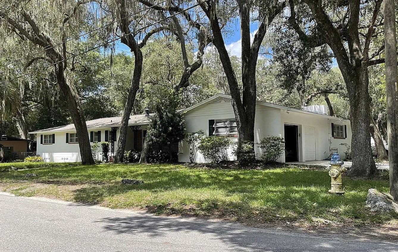 5 Bedroom House For Sale By Owner in Gainesville, FL 