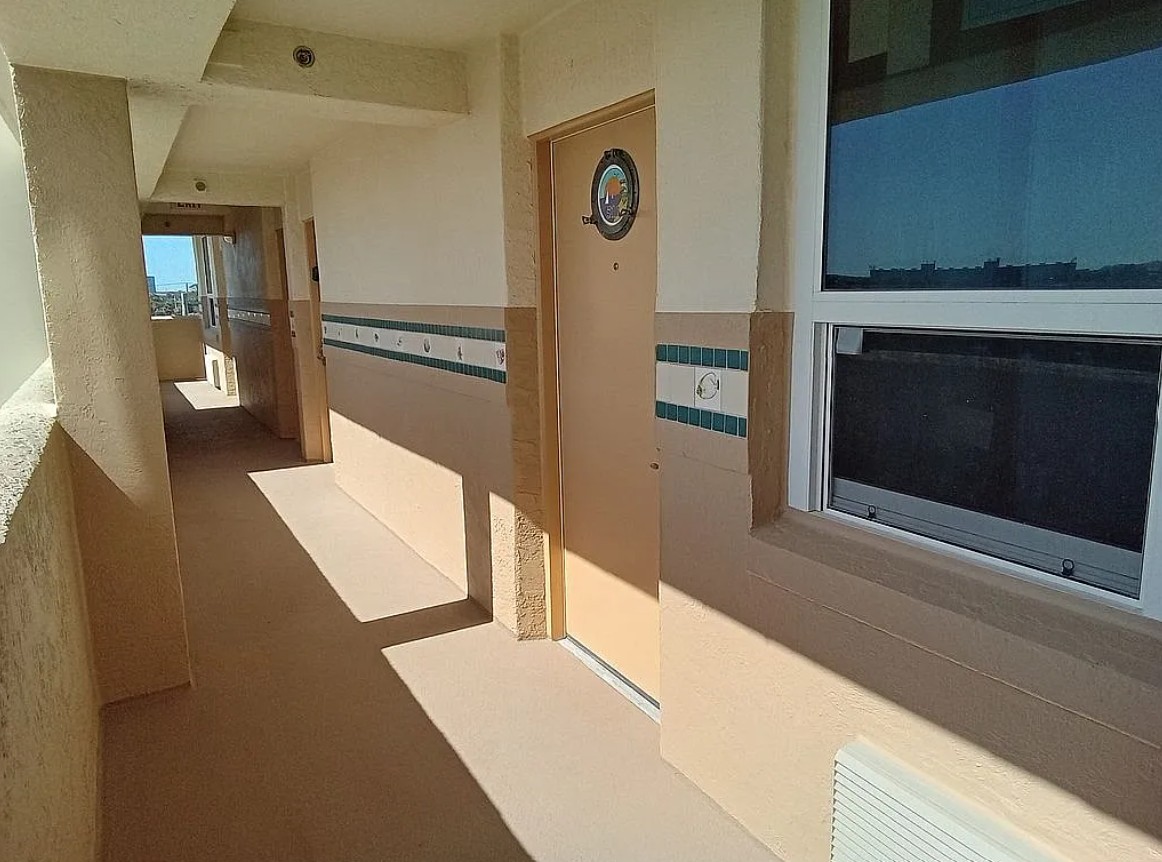 1 Bedroom Beach Condo FSBO in Daytona Beach, FL 