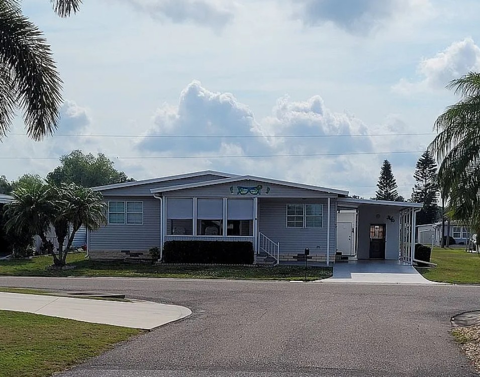 2 Bedroom House For Sale By Owner in Ellenton, FL 