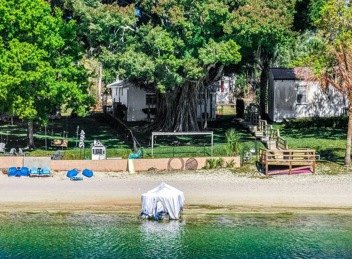 Waterfront House For Sale By Owner in Avon Park, FL 