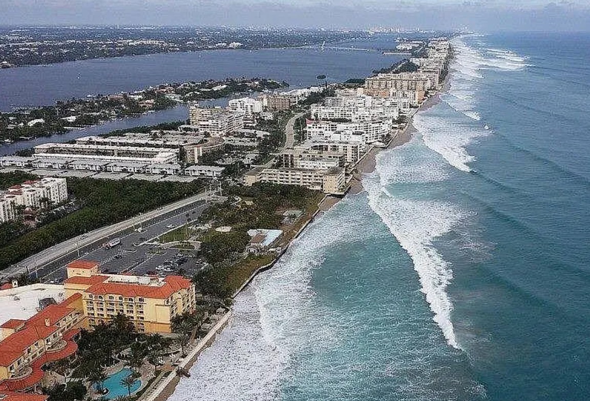 2 Bedroom Condo For Sale By Owner in South Palm Beach, FL 