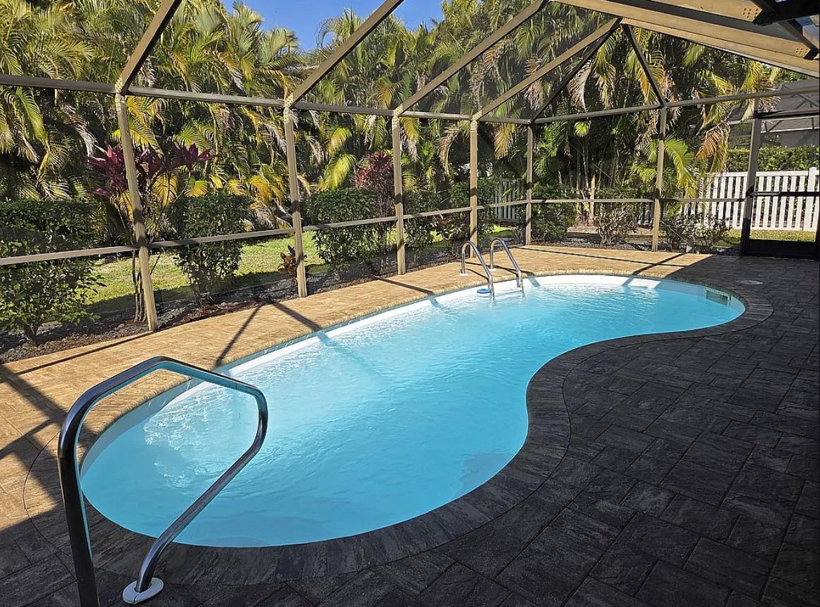 3 Bedroom House For Sale By Owner in Cape Coral, FL 