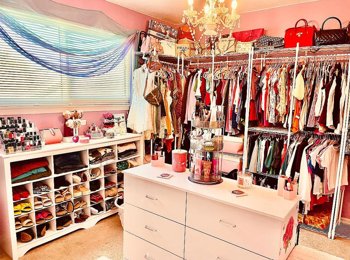 Private Canal & Deeded Boat Slip Home FSBO in Seminole, FL