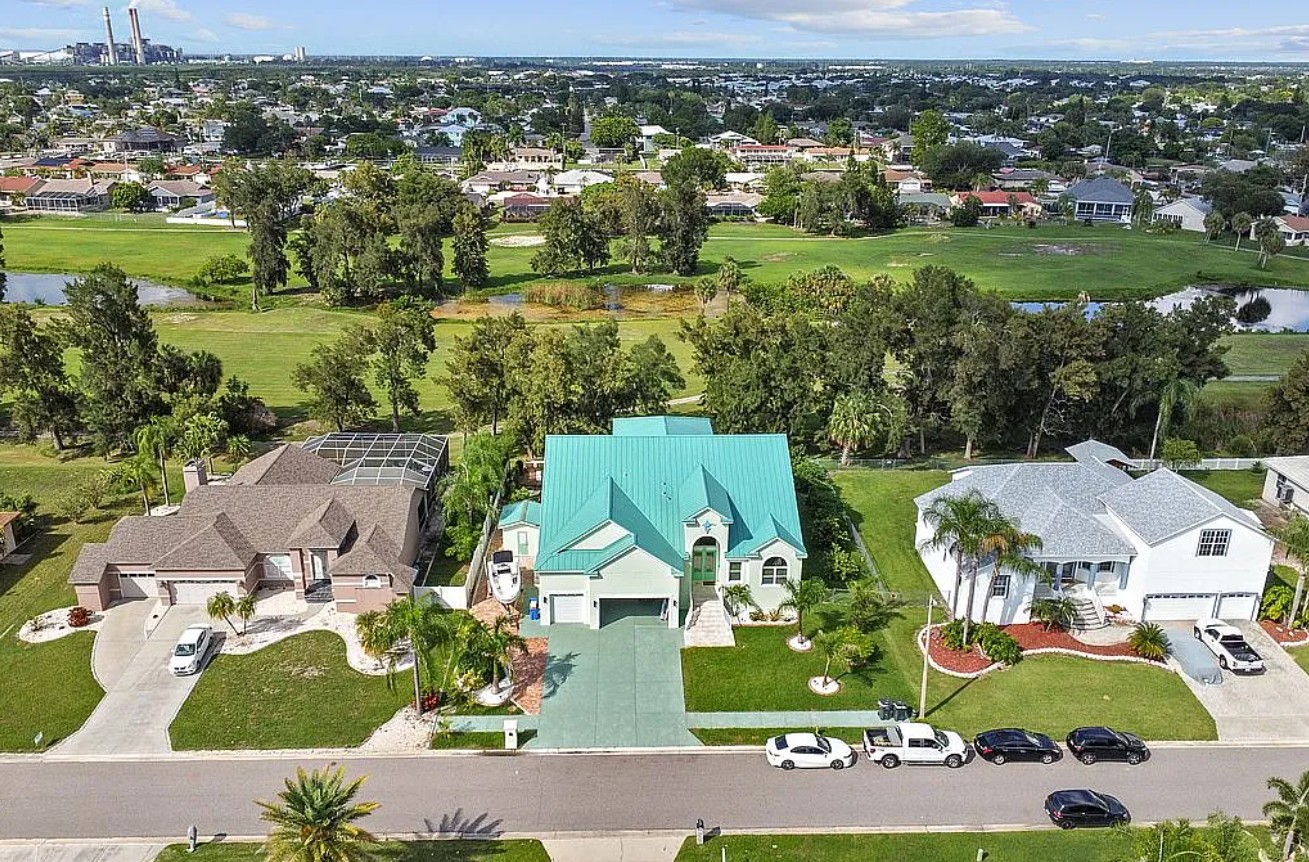 5 Bedroom House For Sale By Owner in Apollo Beach, FL 