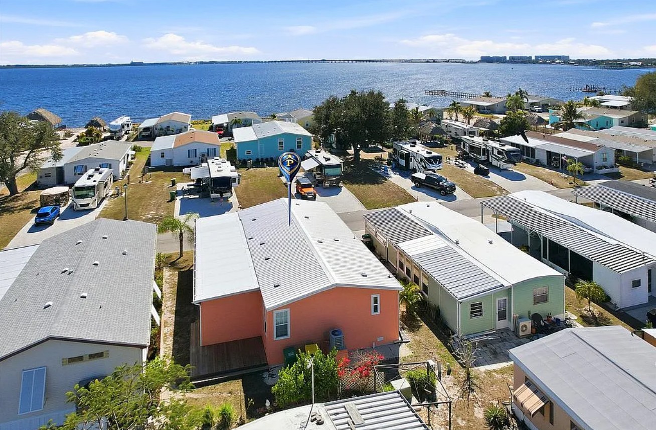 3 Bedroom House For Sale By Owner in Punta Gorda, FL 