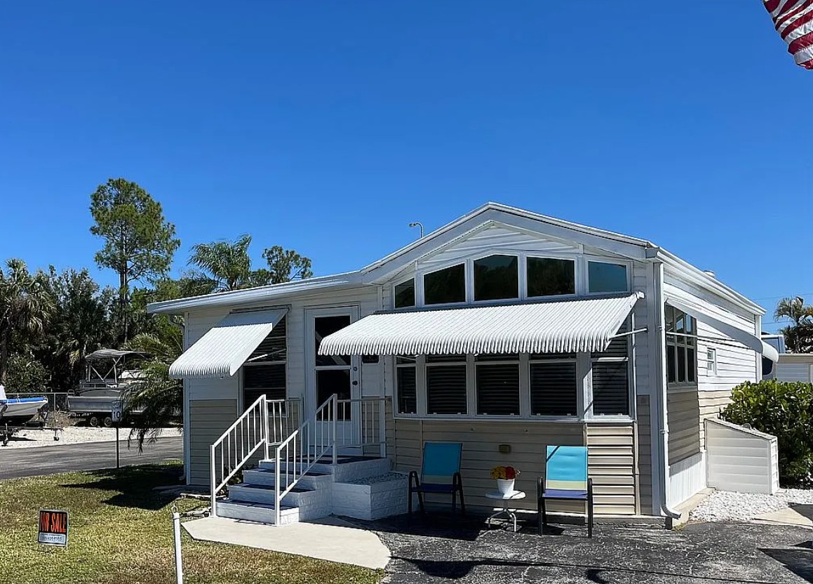 1 Bedroom House For Sale By Owner in Naples, FL