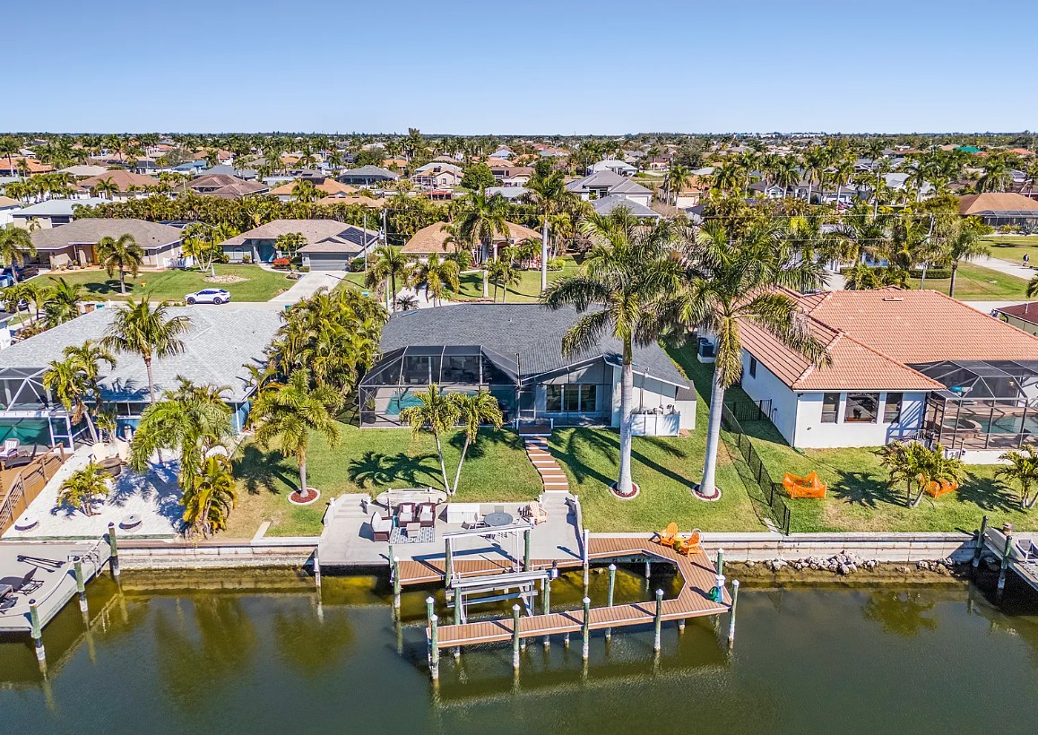 3 Bedroom House For Sale By Owner in Cape Coral, FL 