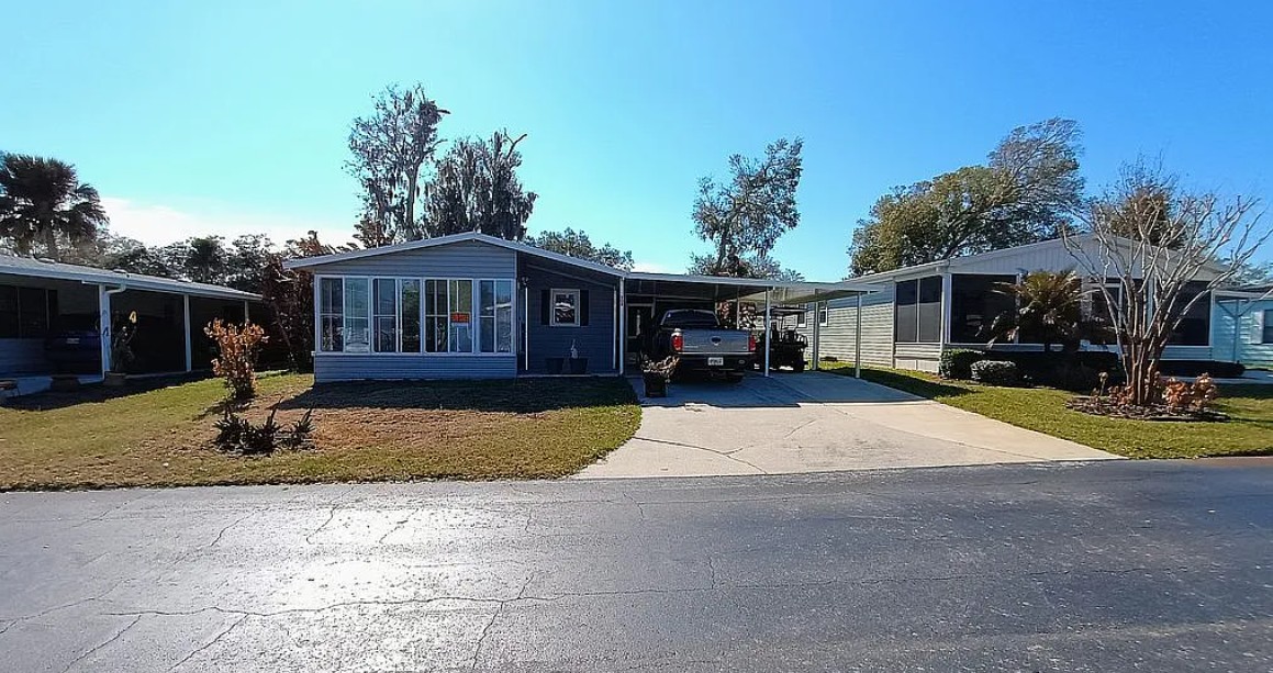 Mobile Home For Sale By Owner in Edgewater, FL 