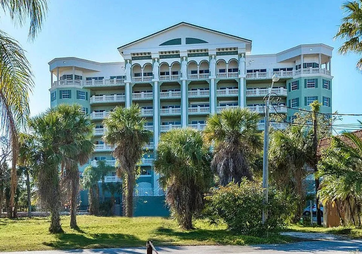 3 Bedroom House For Sale By Owner in Melbourne, FL