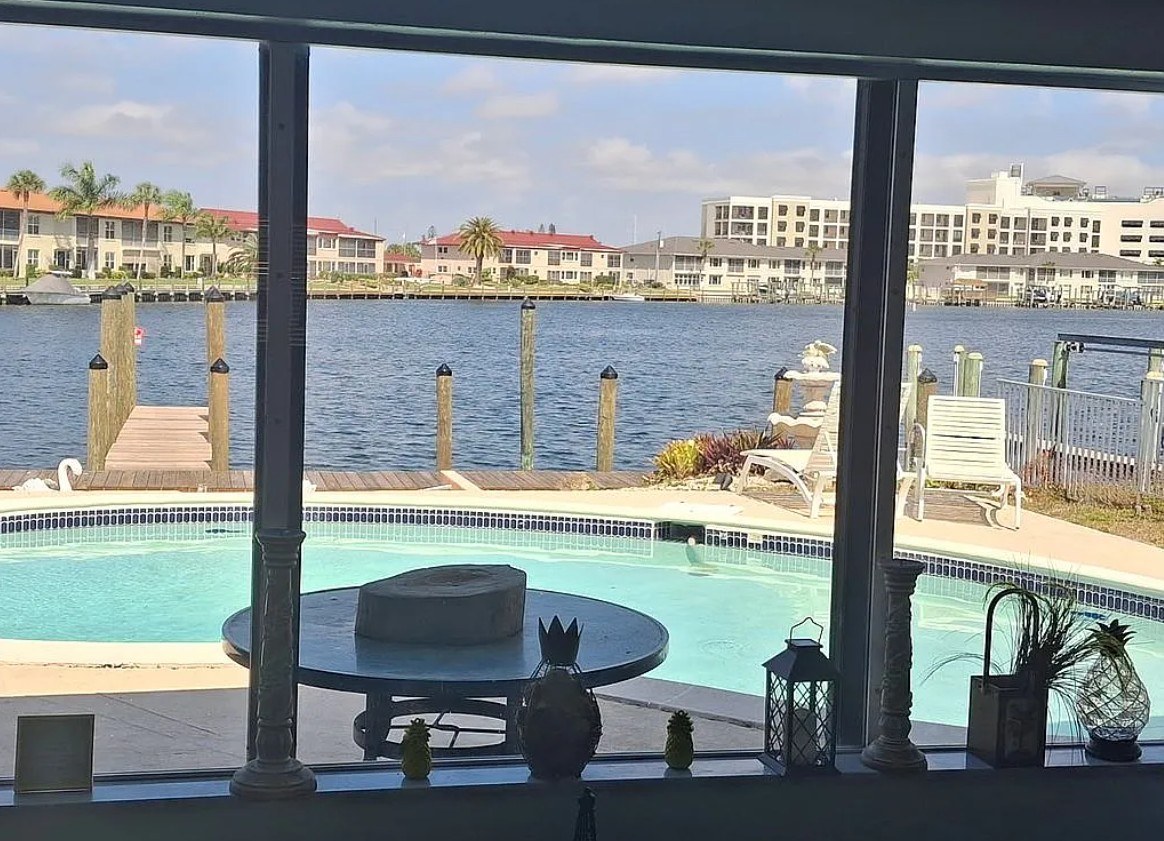 Bimini Basin Waterfront Pool Home FSBO in Cape Coral, FL 