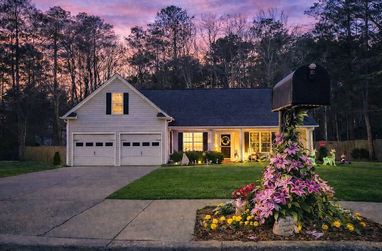 4 Bedroom House For Sale By Owner in Powder Springs, GA 