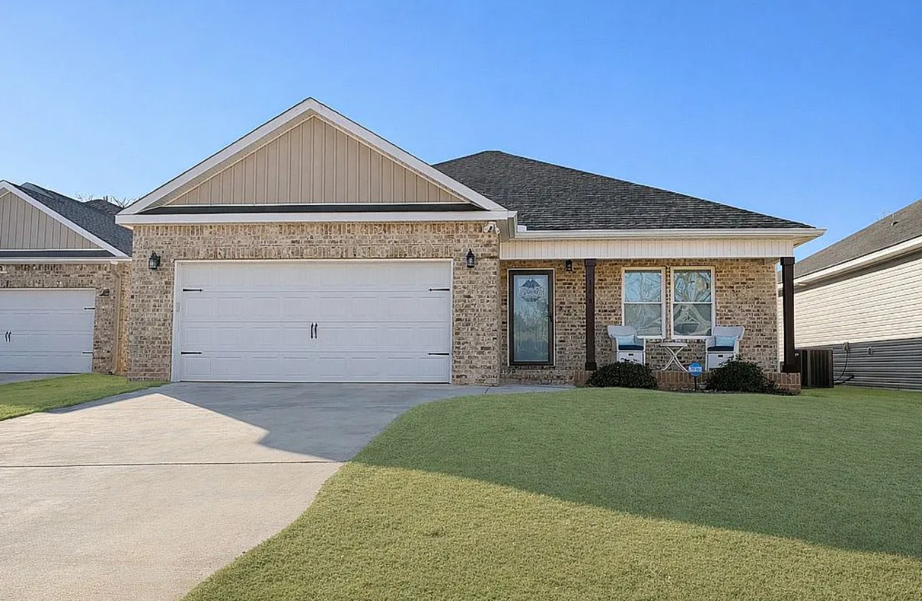 3 Bedroom House For Sale By Owner in Warner Robins, GA 