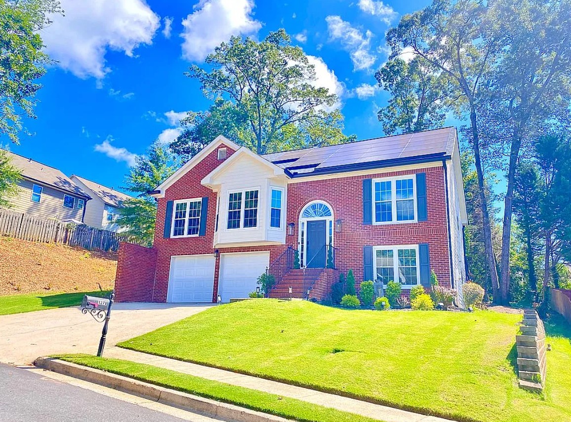 5 Bedroom House For Sale By Owner in Lawrenceville, GA 