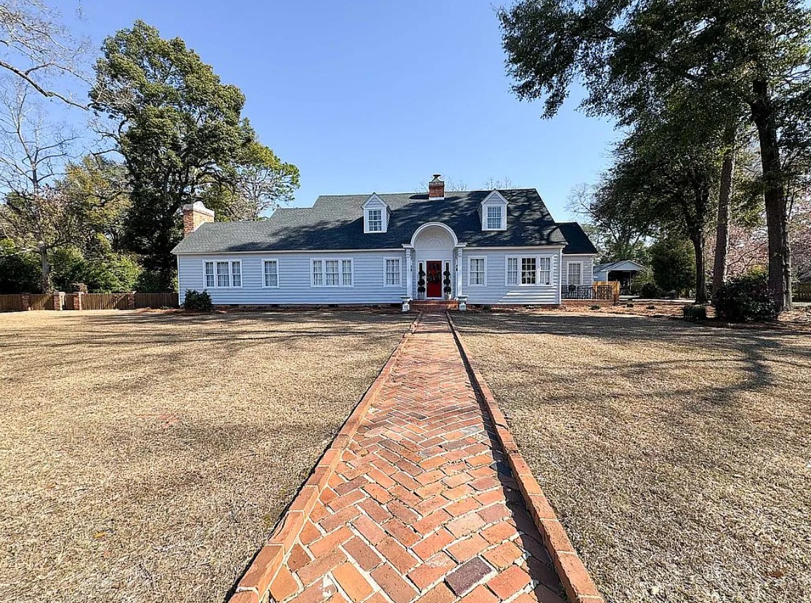 5 Bedroom House For Sale By Owner in Bainbridge, GA 