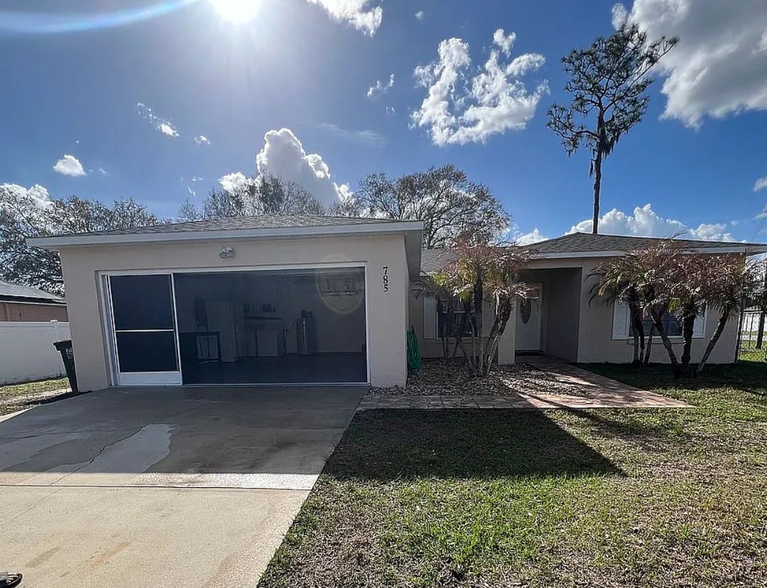 3 Bedroom House For Sale By Owner in Poinciana, FL 
