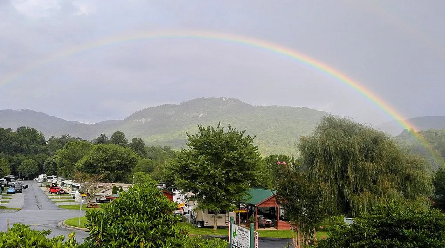 2 Bedroom House For Sale By Owner in Dillard, GA 