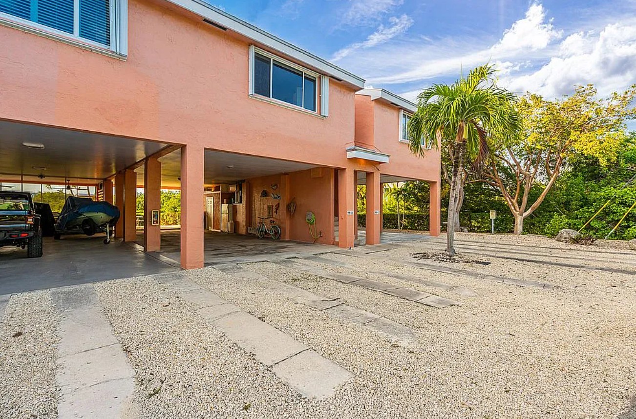 2 Bedroom Condo For Sale By Owner in Key Largo, FL 