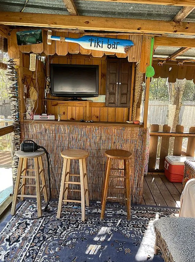 3 Bedroom House For Sale By Owner in Deland, FL 