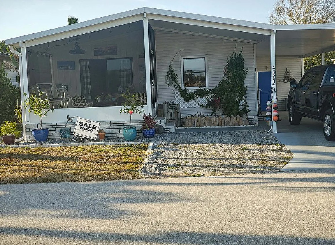Pine Island Cove Mobile Home FSBO in Saint James City, FL 