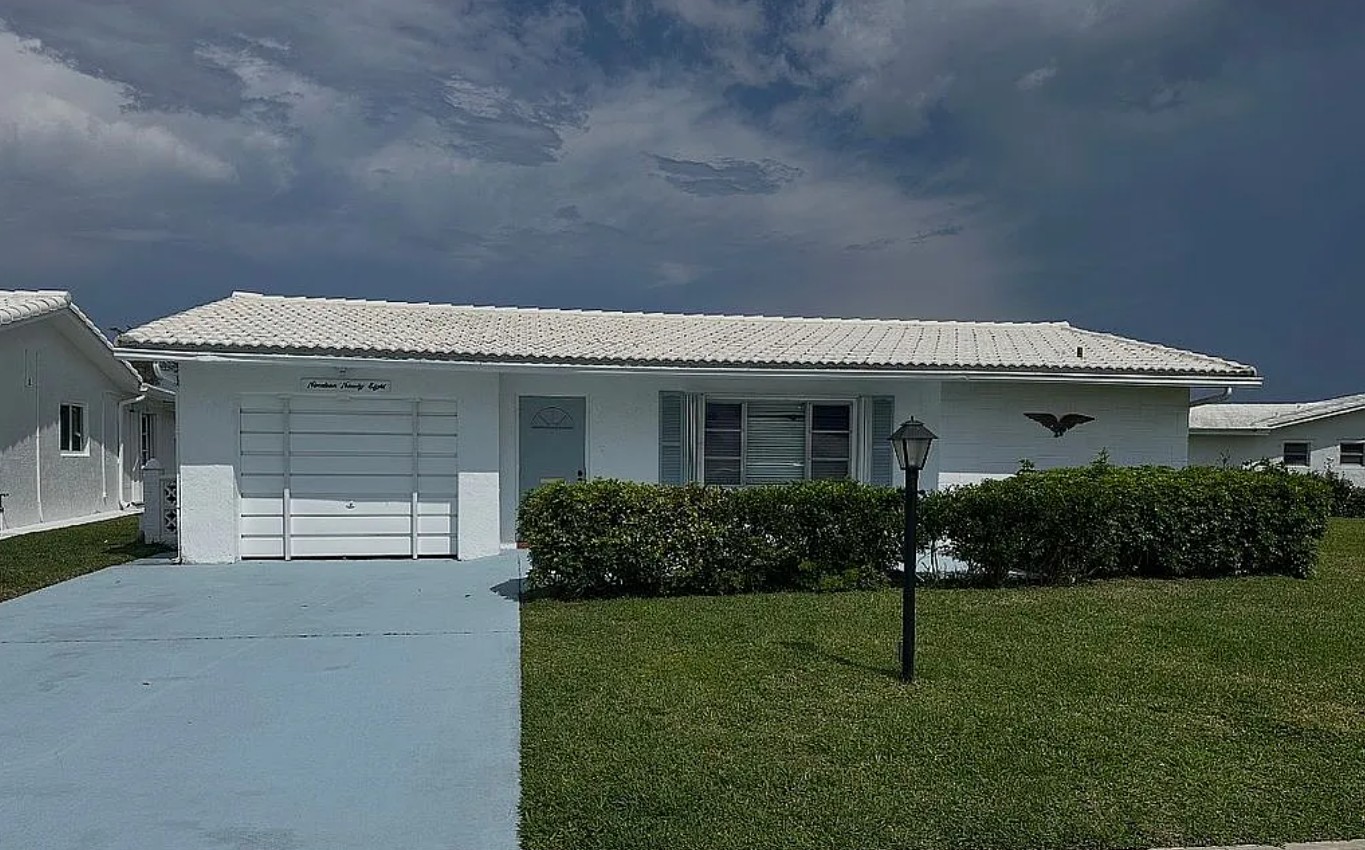 2 Bedroom House For Sale By Owner in Boynton Beach, FL