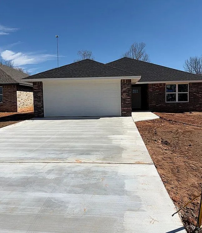 3 Bedroom House For Sale By Owner in Marlow, OK 