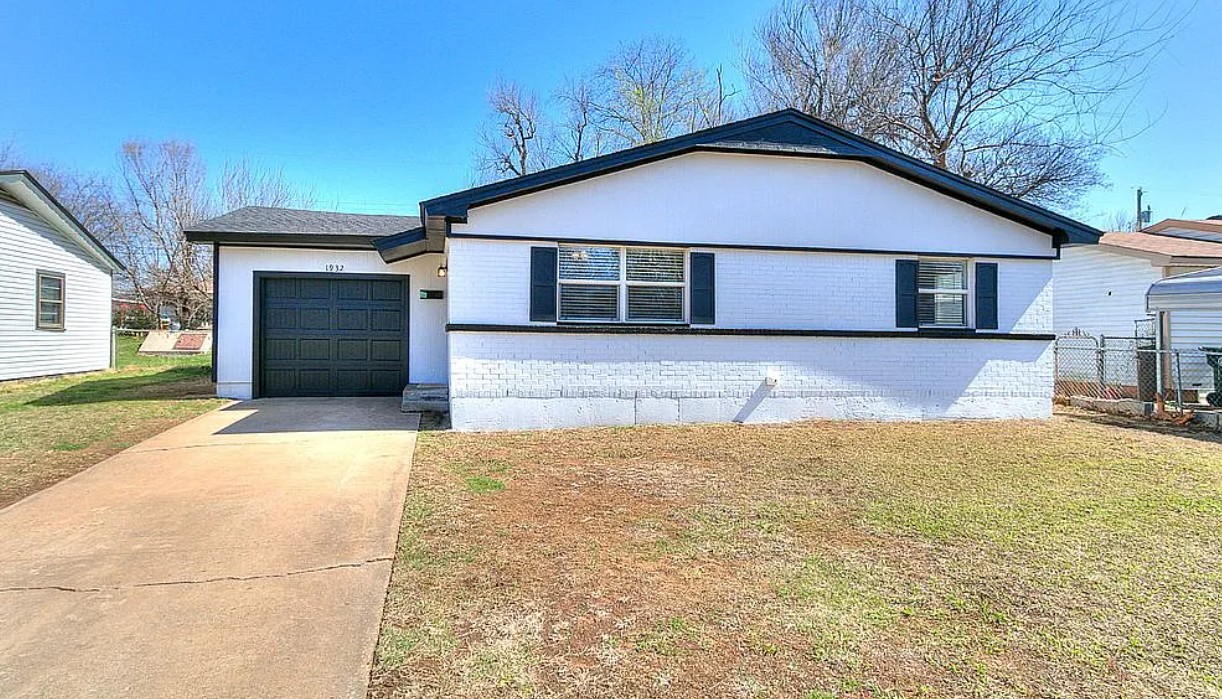 3 Bedroom house For Sale By Owner in Midwest City, OK 