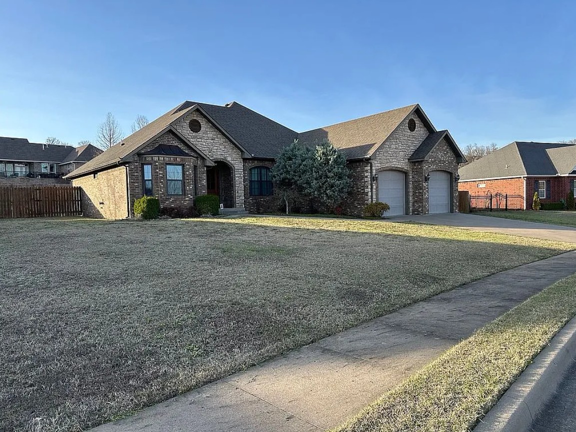 4 Bedroom House For Sale By Owner in Tahlequah, OK 