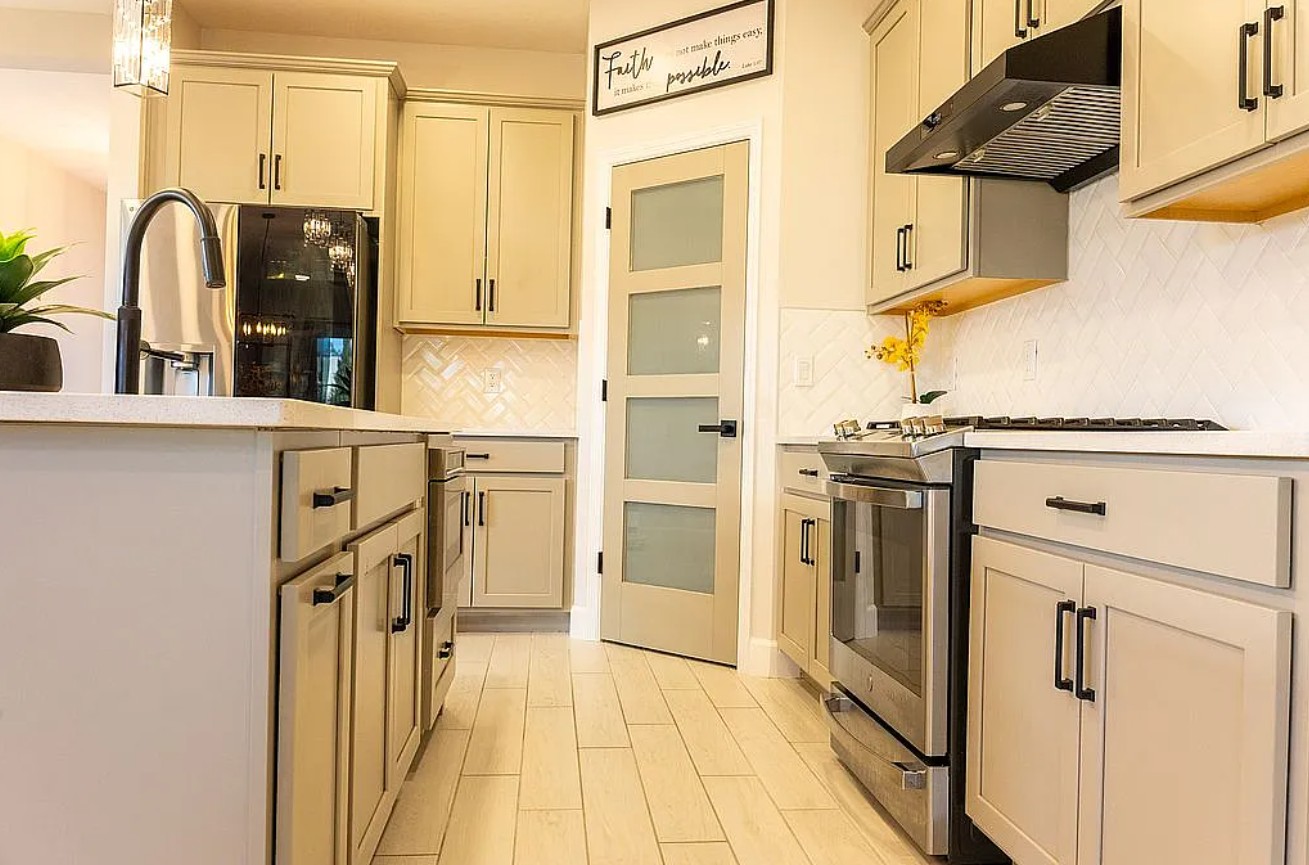 4 Bedroom House For Sale By Owner in Apopka, FL 