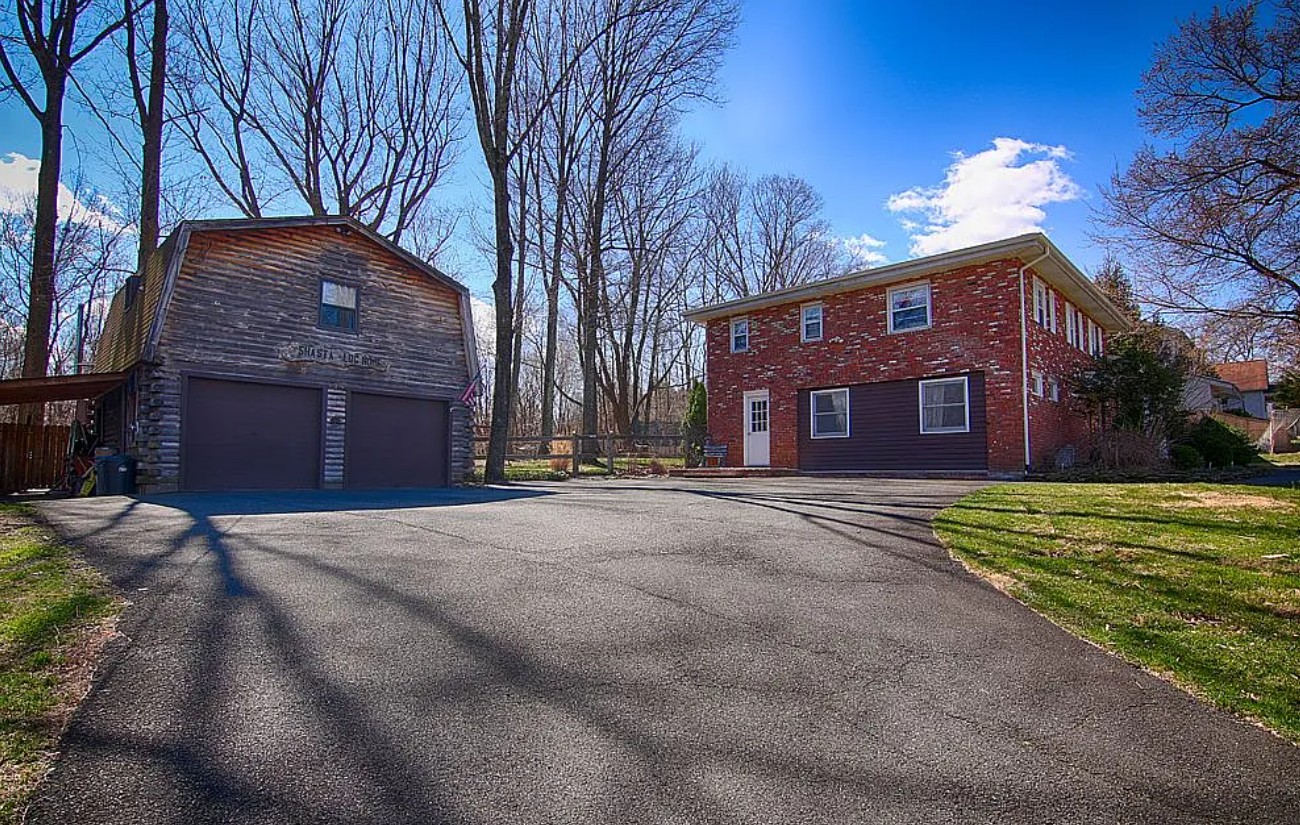 3 Bedroom House For Sale By Owner in Bernardsville, NJ 