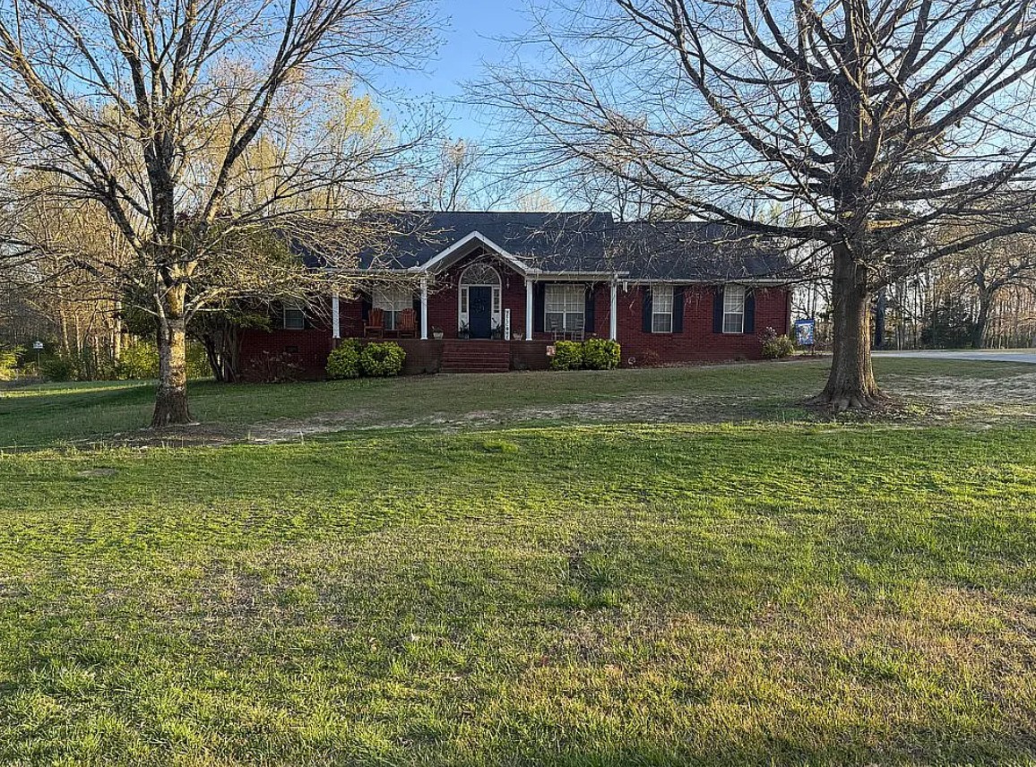 3 Bedroom House For Sale By Owner in Arab, AL 