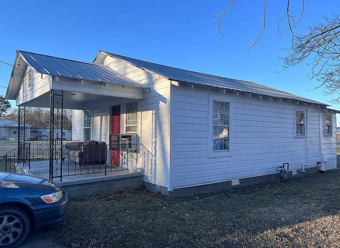 2 Bedroom House For Sale By Owner in Albertville, AL 