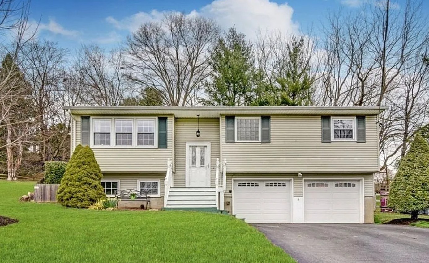 3 Bedroom House For Sale By Owner in High Bridge, NJ 