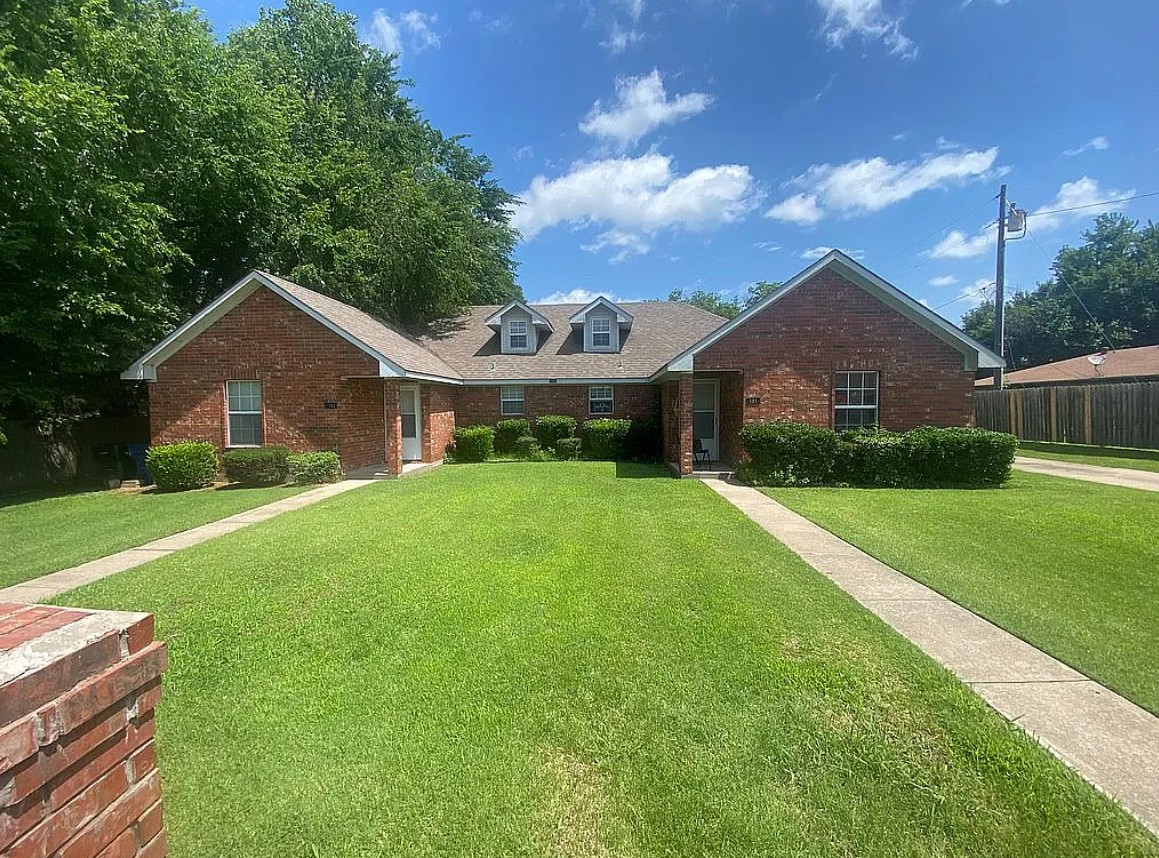 Townhouse For Sale By Owner in Denison, TX 