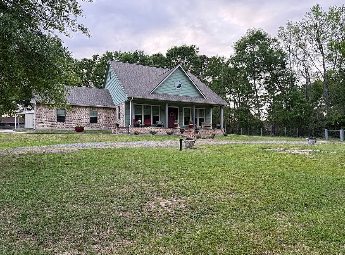 Home and Land For Sale By Owner in Silsbee, TX 